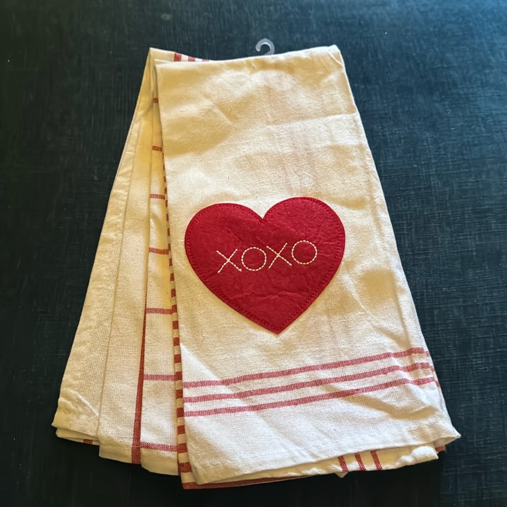Red Tea Towel Set